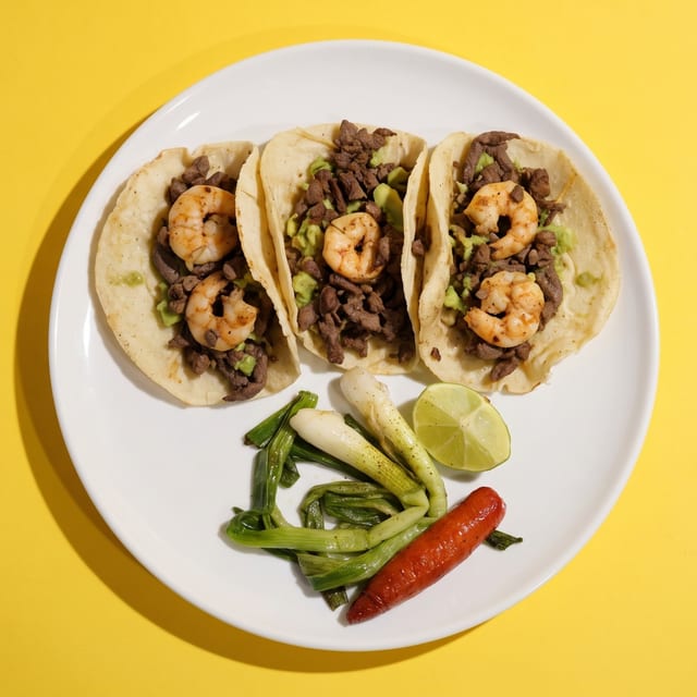 Tacos Mar y Tierra.